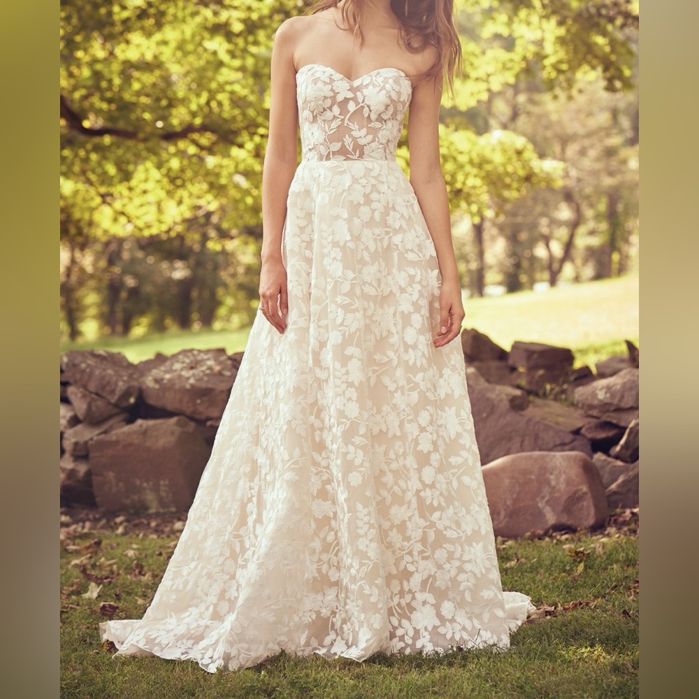Lillian West Justin Alexander #66067 Wedding Gown with Lace Illusion Bodice